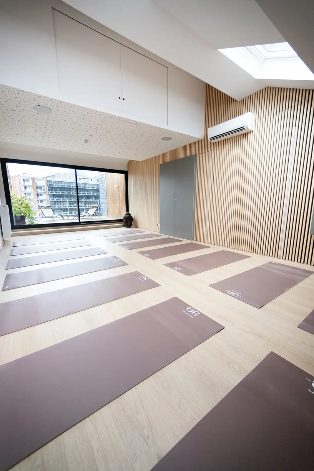 Découvrez notre salle de yoga Salle de yoga à louer à Liège